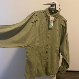 Button-Down Blouse With Shirt Collar (New with tag)